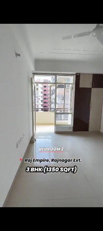 Room in 3 BHK Apartment at Javin Raj Empire, Raj Nagar Extension – for Sale