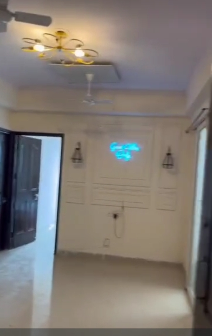 2 BHK Apartment For Sale in Bankey Bihari Aggarwal Heights