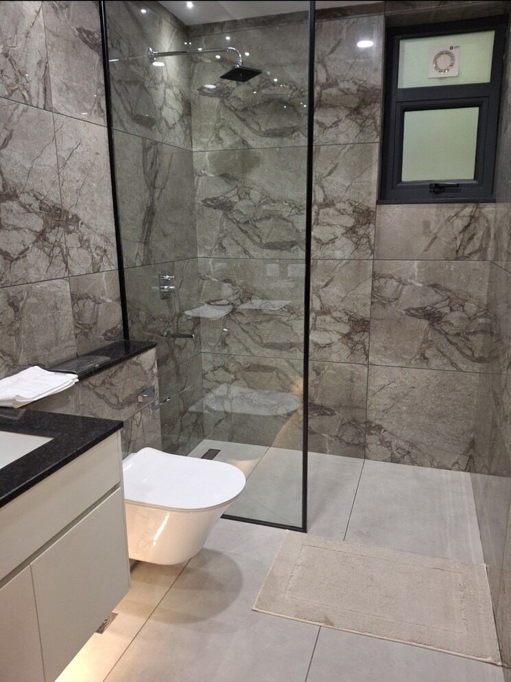 Bathroom, signature-global-cloverdale 3 Bedroom 2095 Sq.Ft. Apartment In Sector 71 Gurgaon 8811104