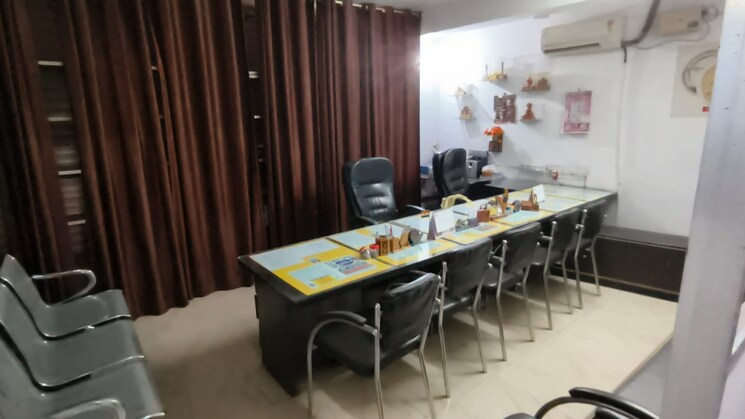 Team Area, exhibition road Commercial Office Space 800 Sq.Ft. In Exhibition Road Patna 8806886