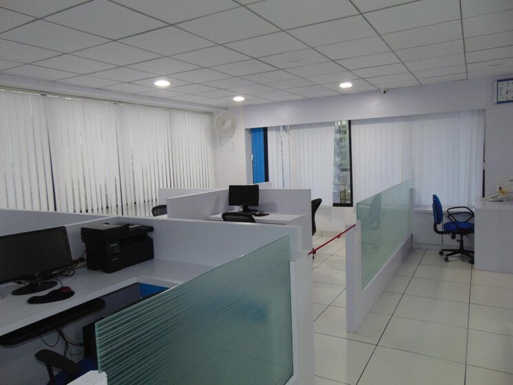 Team Area, pal Commercial Office Space 650 Sq.Ft. In Pal Surat 8811030