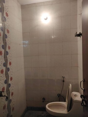 Bathroom in 3 BHK Builder Floor at South Extension I – for Rent