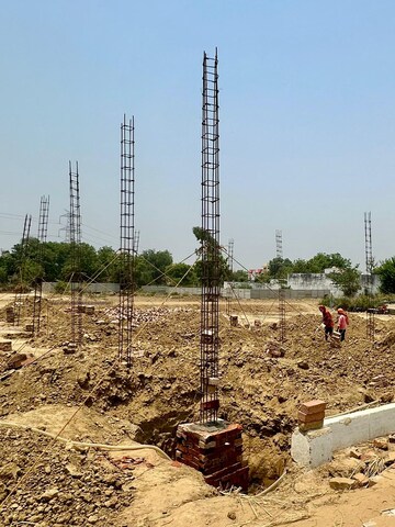Plot Area in  Plot at Gomti Nagar – for Sale