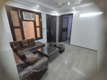 Living Room in 2 BHK Builder Floor at Mansarover Garden – for Rent