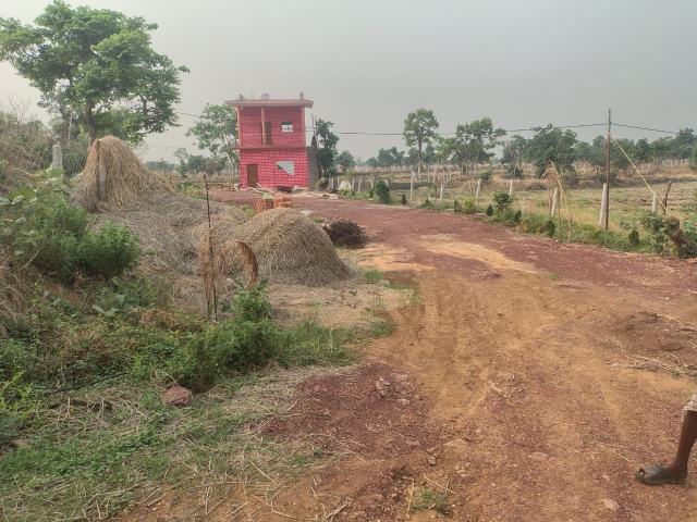 Plot For Sale in DLF Phase I