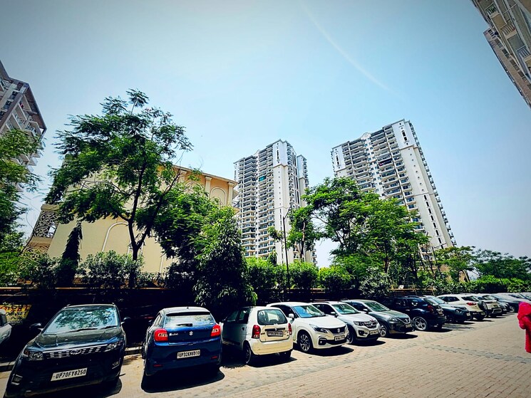  Parking, shree-vardhman-green-court 2 Bedroom 690 Sq.Ft. Apartment In Sector 90 Gurgaon 8811087