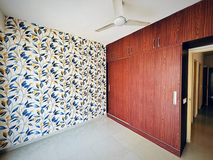 Bedroom, shree-vardhman-green-court 2 Bedroom 690 Sq.Ft. Apartment In Sector 90 Gurgaon 8811087