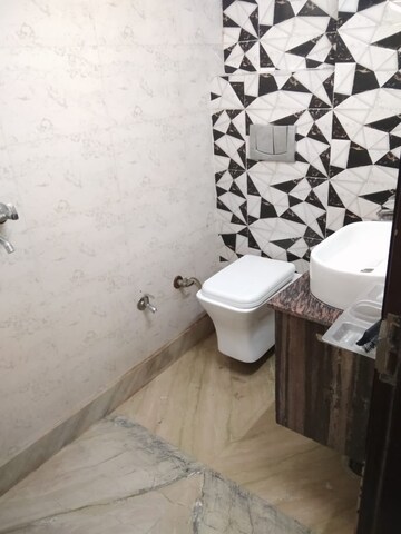 Bathroom in 2 BHK Builder Floor at Subhash Nagar – for Rent