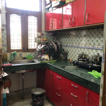 Kitchen in 2.5 BHK Villa at Sector 23a – for Rent