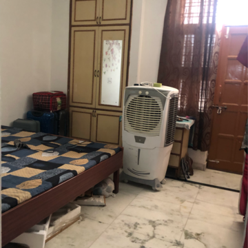 Living Room in 2.5 BHK Villa at Sector 23a – for Rent