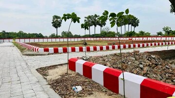  Plot For Sale in Kanpur Road