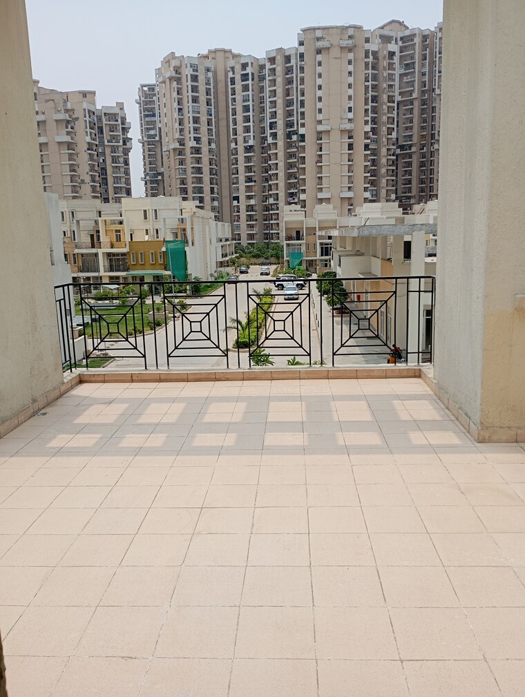 Balcony, amrapali-dream-valley 4 Bedroom 2450 Sq.Ft. Villa In Tech Zone 4 Greater Noida Greater Noida 8811137