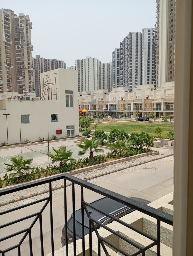 Balcony, amrapali-dream-valley 4 Bedroom 2450 Sq.Ft. Villa In Tech Zone 4 Greater Noida Greater Noida 8811137