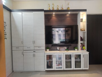 Furnished Amenities in 1 BHK Apartment at Bhoomi Valley, Kandivali East – for Sale