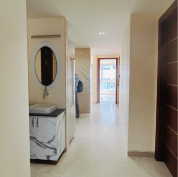 Bathroom in 4 BHK Builder Floor at Panchsheel Enclave – for Rent