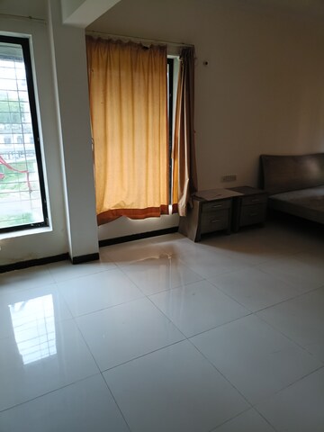 Room in 1 RK Apartment at Royal Palms Piccadilly Condos, Goregaon East – for Rent