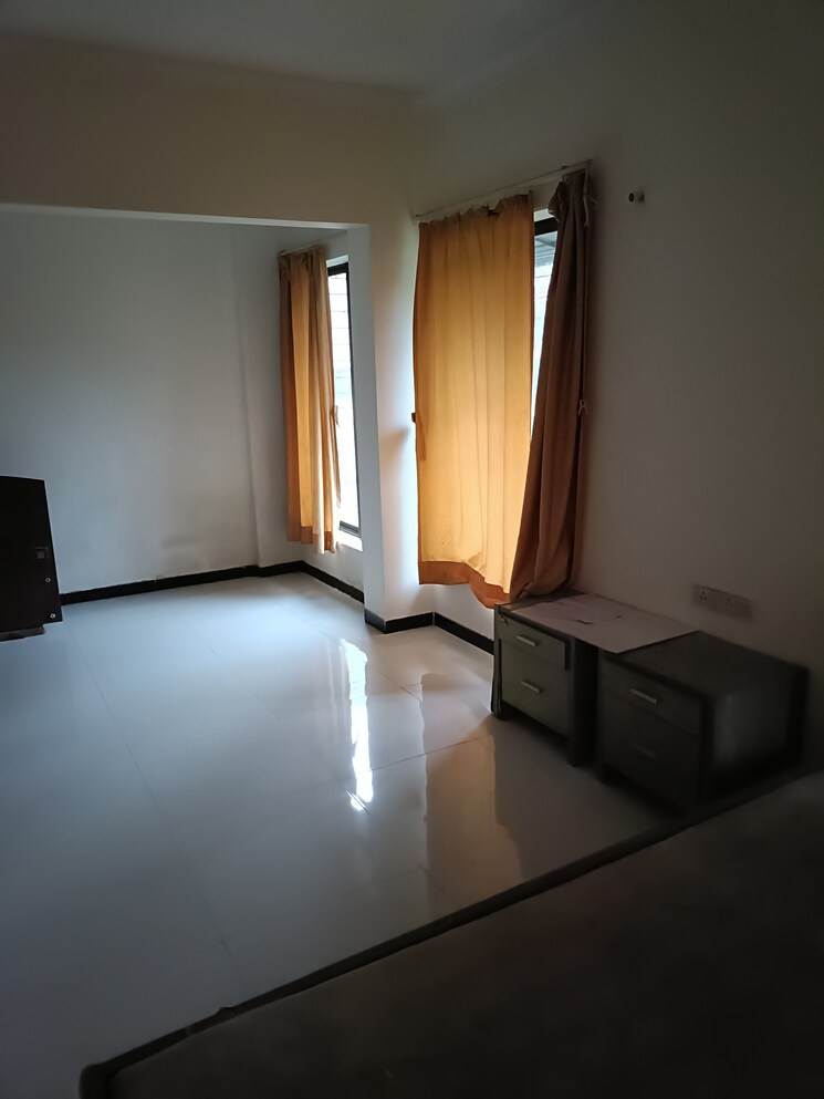 Room, royal-palms-piccadilly-condos 1 RK 390 Sq.Ft. Apartment In Goregaon East Mumbai 8811157