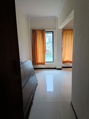Room in 1 RK Apartment at Royal Palms Piccadilly Condos, Goregaon East – for Rent