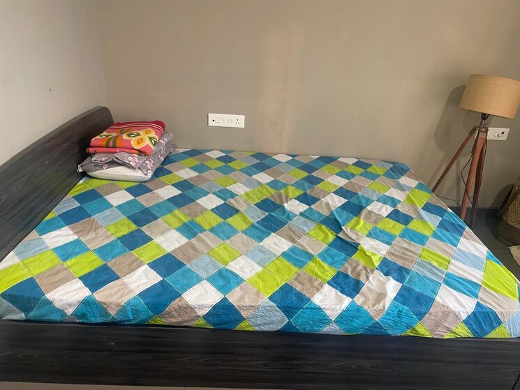 Room, summit-apartment Pg For Girls In Goregaon East 8811163