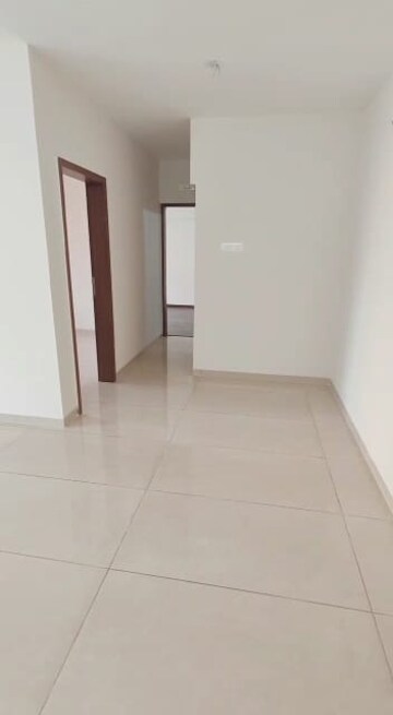 Room in 2 BHK Apartment at Anand Eastwoods, Viman Nagar – for Rent