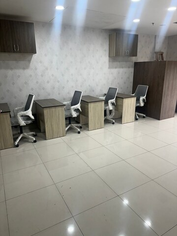  Office Space For Rent in New Town