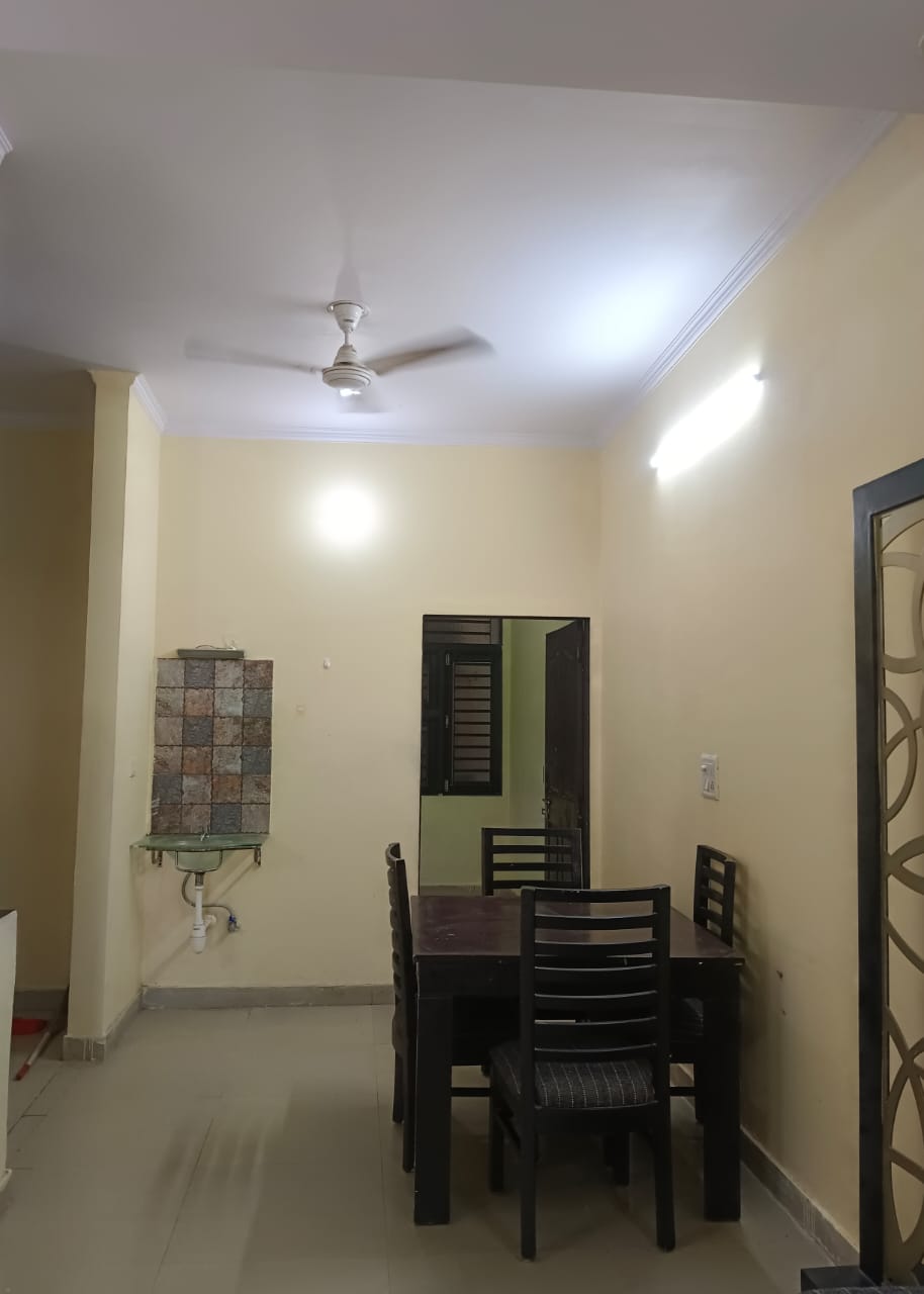 2 BHK Builder Floor For Rent in Casa Blanca