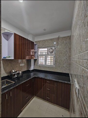 Kitchen in 1 BHK Builder Floor at Sushant Lok 3, Sector 57 – for Rent