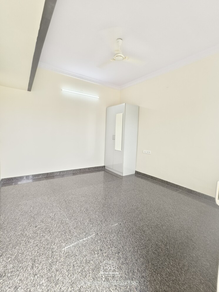 Room, iti layout 1 RK 350 Sq.Ft. Builder Floor In Iti Layout Bangalore 8811237