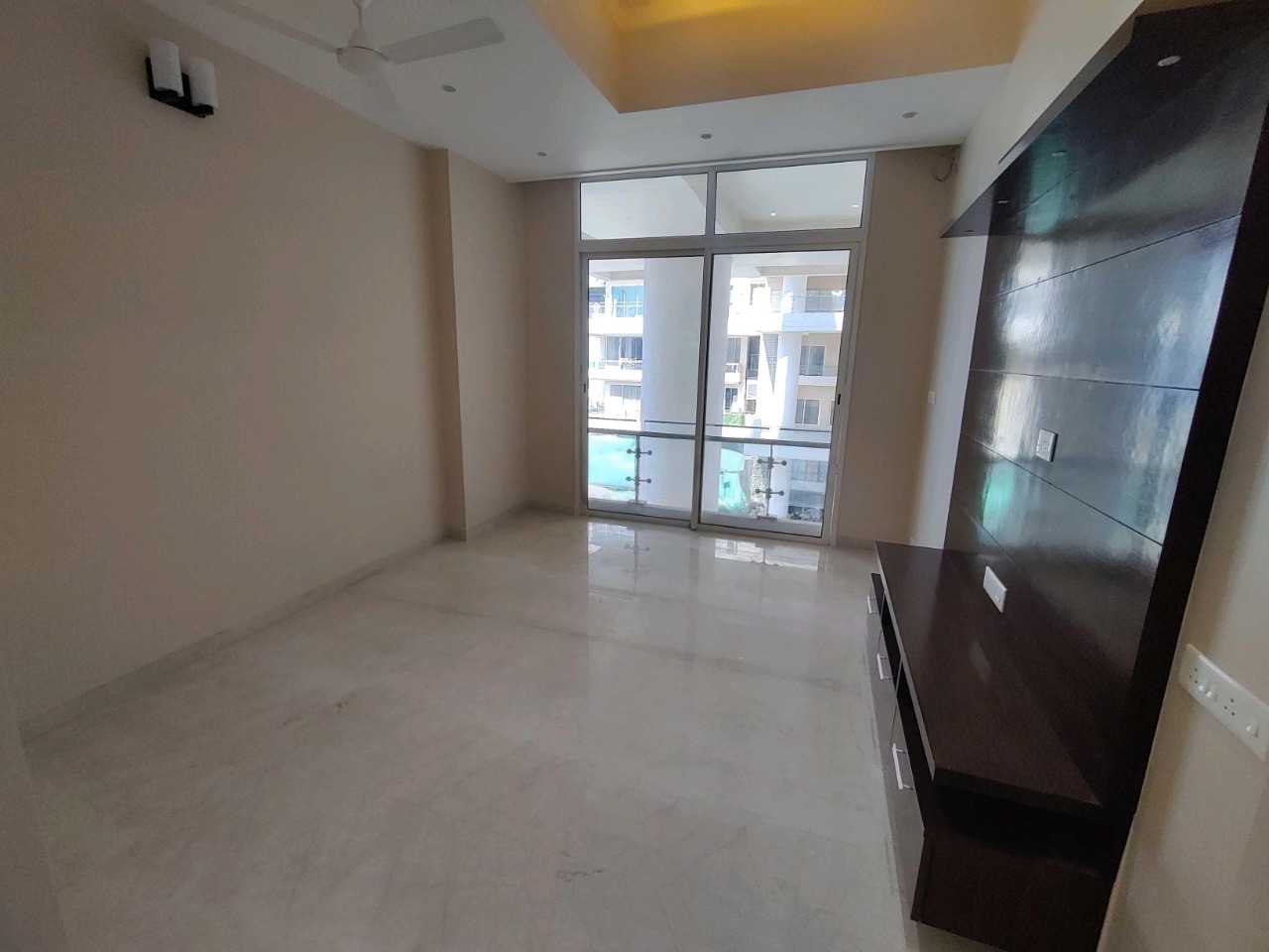 4 BHK + Pooja Room,Servant Room Apartment For Rent in Indiabulls Sky Forest