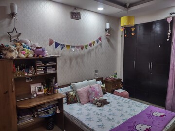 Living Room in 3 BHK Builder Floor at Ardee City, Sector 52 – for Rent