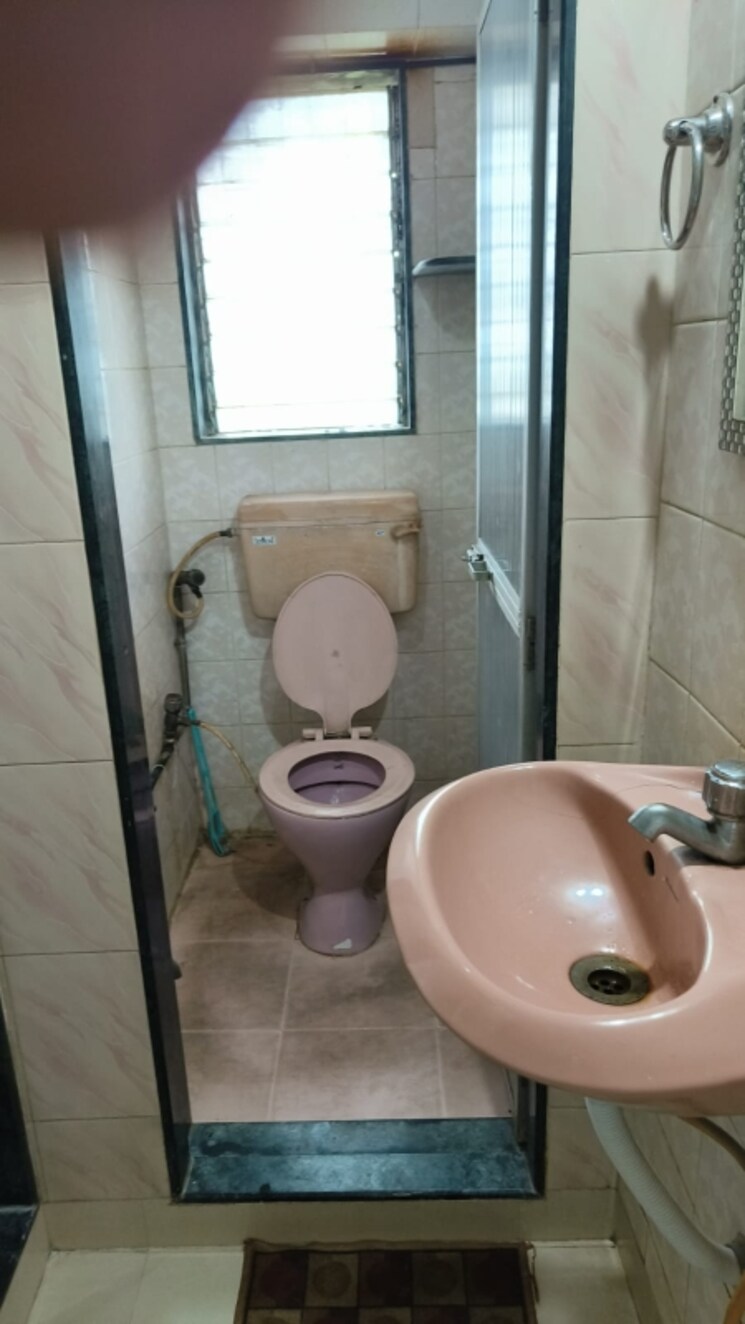 Bathroom, panchsheel-apartment-santacruz-east 1 Bedroom 500 Sq.Ft. Apartment In Santacruz East Mumbai 8811282