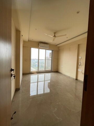 Living Room in 3 BHK Apartment at Yash Signature, Chembur – for Rent