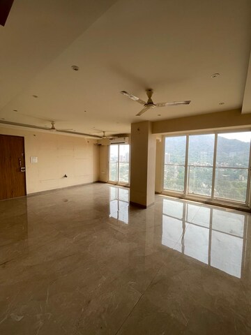 Living Room in 3 BHK Apartment at Yash Signature, Chembur – for Rent