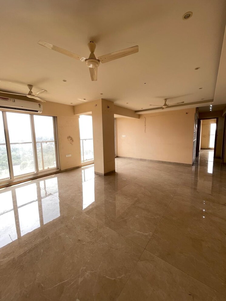 Living Room, yash-signature 3 Bedroom 1690 Sq.Ft. Apartment In Chembur Mumbai 8811278