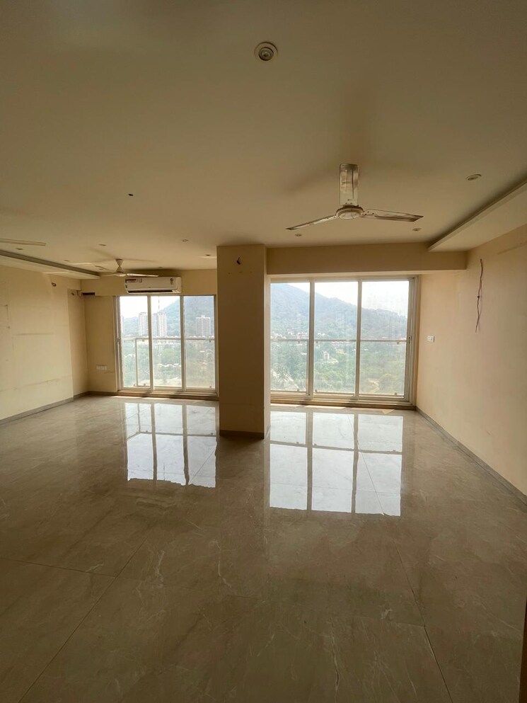 Living Room, yash-signature 3 Bedroom 1690 Sq.Ft. Apartment In Chembur Mumbai 8811278