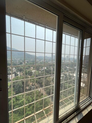 Bedroom in 3 BHK Apartment at Yash Signature, Chembur – for Rent