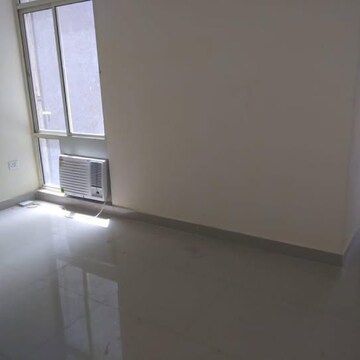 Room in 4 BHK Apartment at BPTP Park Elite Floor II, Sector 75 – for Rent