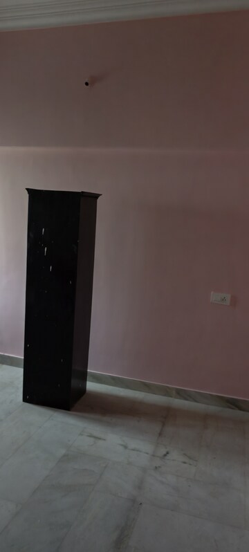 Furnished Amenities in 2 BHK Villa at Devendra Nagar – for Rent