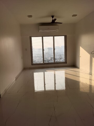 Bedroom in 2 BHK Apartment at Swastik Park, Chembur – for Rent