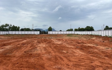 Plot For Sale in Old Airport Road
