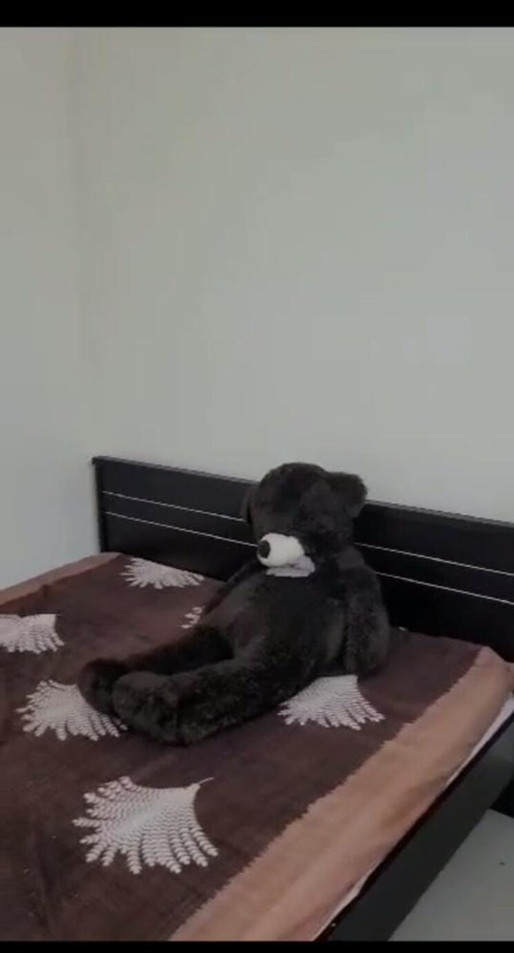 Room, sector 143 2 Bedroom 1100 Sq.Ft. Apartment In Sector 143 Noida 8811338