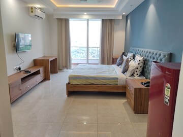 Living Room in 3 BHK Builder Floor at DLF The Icon, Dlf Phase V – for Rent