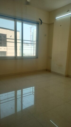 Room in 3 BHK Apartment at Jawahar Nagar CHS Goregaon, Goregaon West – for Sale