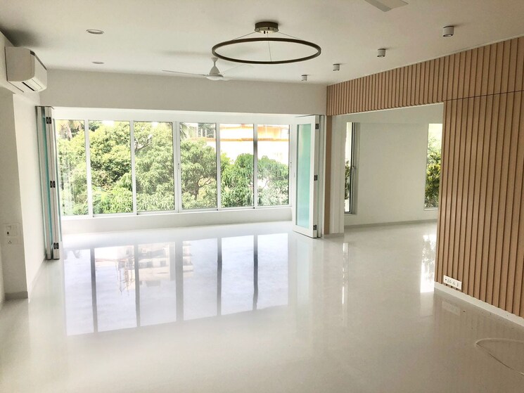 Room, khar west 5 Bedroom 3000 Sq.Ft. Apartment In Khar West Mumbai 8811340