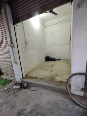  Shop – Exterior View View at Lal Darwaja - for Rent