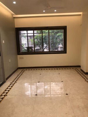 Room in 3 BHK Apartment at Riddhi Garden, Malad East – for Sale