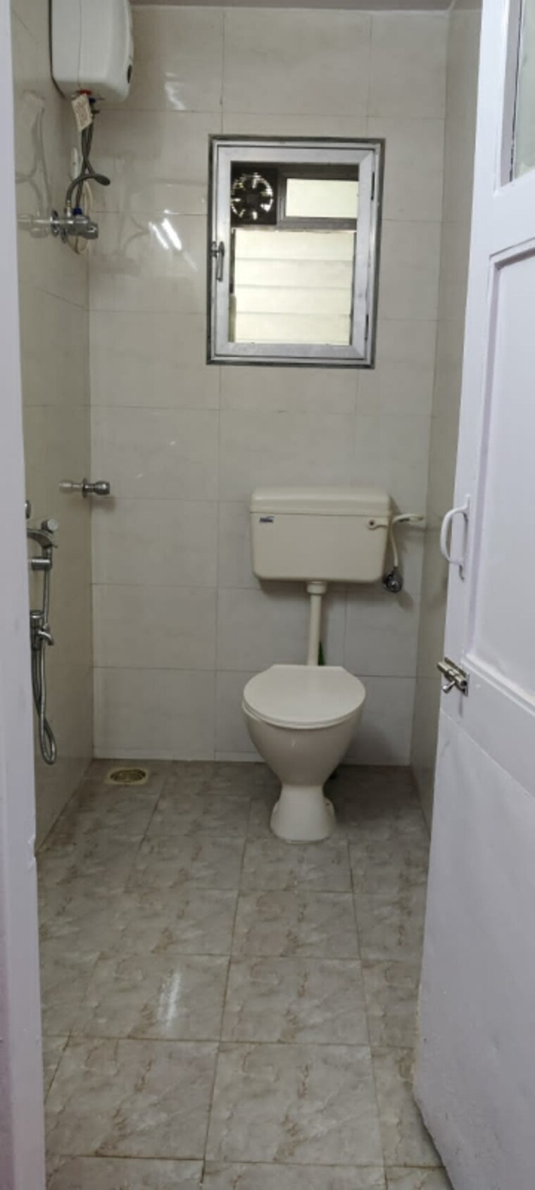 Bathroom, imperial-heights-phase-2 2 Bedroom 900 Sq.Ft. Apartment In Goregaon West Mumbai 8811410