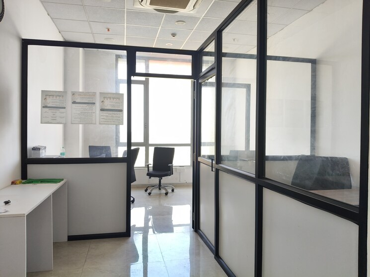 Floor Plan, hiranandani-solus Commercial Office Space in IT/SEZ 400 Sq.Ft. In Ghodbunder Road Thane 8811414