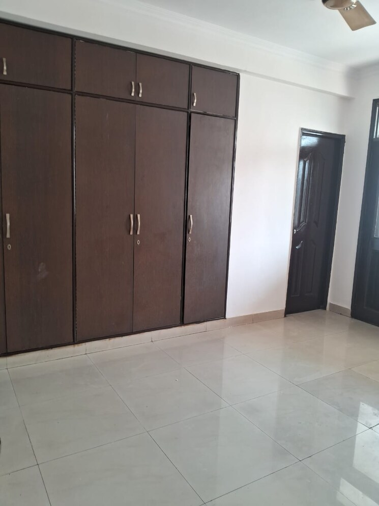 Room, mapsko-krishna-apra-gardens 3 Bedroom 1698 Sq.Ft. Apartment In Vaibhav Khand Ghaziabad 8811460