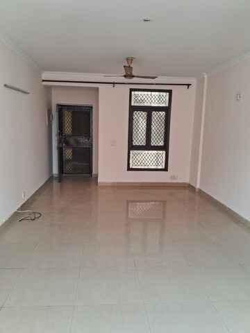 Room in 3 BHK Apartment at Mapsko Krishna Apra Gardens, Vaibhav Khand – for Sale